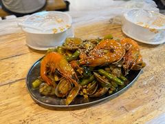 -郑记•不夜城烧烤•龙虾•虾蟹(黄鹤楼店)