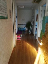 -苗方清颜专业祛痘连锁机构