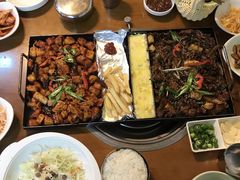 -亲昵春川鸡排(韩国美食街店)