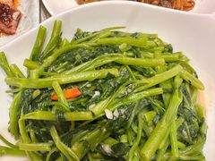 -香港新发烧腊茶餐厅(水围店)