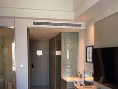 -上海漕河泾万丽酒店