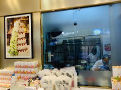 -花花卷卷·鲜食蛋糕(静安久光百货店)