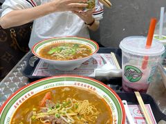 -亚皆老街南宁老友粉·米粉(印象城店)