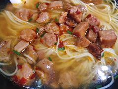 辣肉面-白玉兰小吃(新村路店)