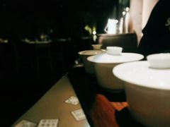 三口饭-穹六人间 people 6(岳阳路店)