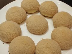 酥皮牛奶包-金玉满堂潮州酒楼(无限极荟购物广场店)