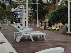 -那琴半岛地质海洋公园