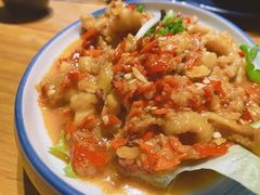 蒜香无骨凤爪-觅山云南菜(泊富ICITY店)