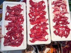 -来龍儿鲜切牛肉自助老火锅