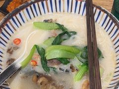 -鲜越鲜鱼粉(财富购物中心店)