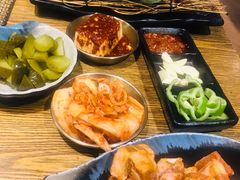 -鑫釜山海鲜烧烤(鑫丰国际店)