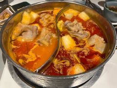 酸汤猪手火锅-小街猪手(团结湖店)