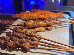 -喝丢一只鞋海鲜烧烤·海肠捞饭(东关街店)