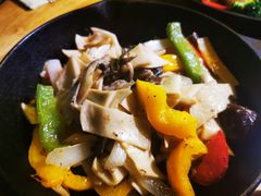 -Famous肥猫墨西哥音乐餐吧(五棵松华熙LIVE店)