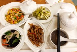 -菁幼月子会所(儿童医院店)