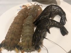 -领鲜活海鲜榴莲自助火锅(东门店)
