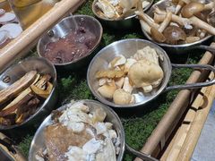 -一朵菌·野生菌探索家火锅(南亚店)