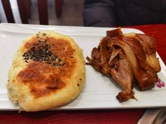 -聚首堂·特色小吃·肘子(什刹海德胜门店)