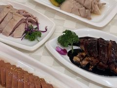 特色酱鸭-光明邨大酒家(淮海路店)