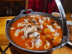 -老滇山寨•云南特色菜•地方菜•民族风情歌舞表演(金碧店)