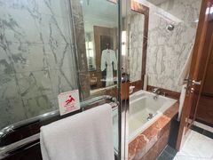 -大连富丽华大酒店