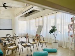 -无界瑜伽普拉提