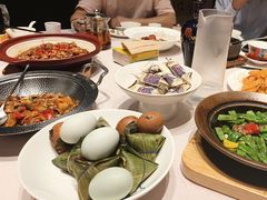 -千百味红餐厅·江西菜(绿地双子塔店)