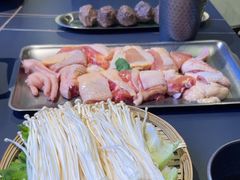 -由衷贵州酸汤牛肉火锅(新桥店)
