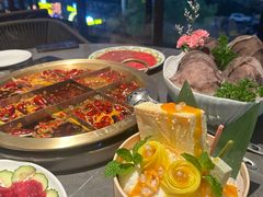 -长嘉·河图火锅(长嘉汇江景旗舰店)