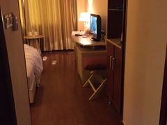 -爱舍海岸酒店(香港中路五四广场店)