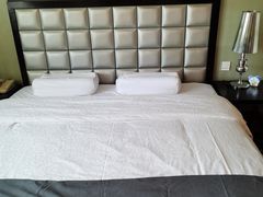 -昆明朗威酒店(昆明站火车站双桥夜市风情街店)