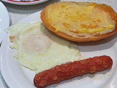 -香港新发烧腊茶餐厅(水围店)