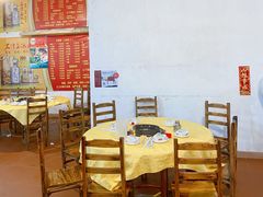 大堂-光头仔烧鸡牛杂店