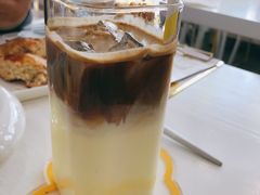 黄咖啡-五进制 Coffee Shop