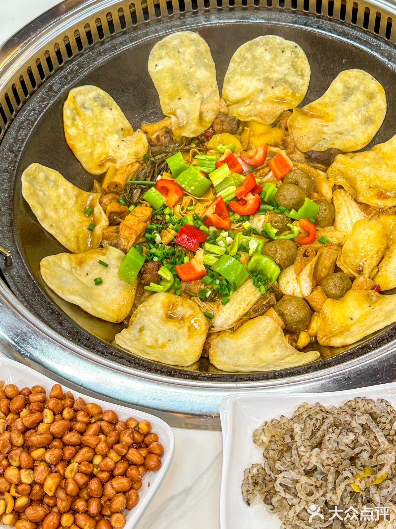 漳州新开的地锅鸡绝了！！！！！今天吃到扶墙出