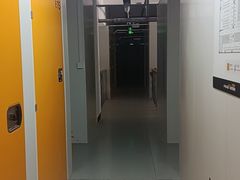 -安东易迷你自助仓储寄存仓库(顾戴路店)