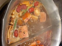 -湊湊火锅·茶憩(打浦桥日月光店)