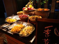 -松山湖凯悦酒店·Café自助餐厅·周末火舞秀表演
