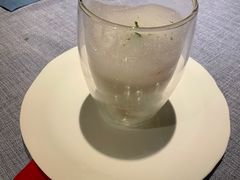 柑橘奶油酸乳冻配青柠泡沫-弦月窗LUNETTE BY AMANDA(复兴路店)