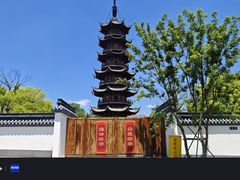 -龙华寺