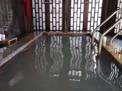 -裕龙汤泉