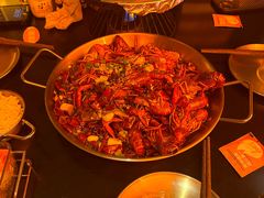 -何师烧烤Pro ·江湖川菜·小龙虾·精酿(太古里旗舰店)