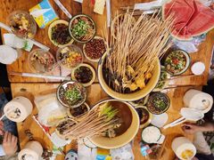 -拈签一笑黄牛肉辣卤串串