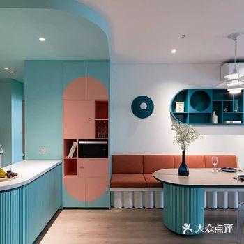 这间色彩明快的公寓是设计工作室 Toki Home