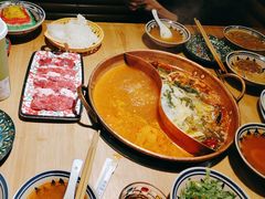 -洱火云南酸菜牛肉火锅(石景山当代商城店)