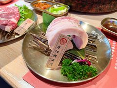 厚切猪五花-西塔拾玖泥炉烤肉·活鳗(芝麻街店)
