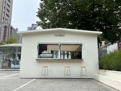 -HUGS coffee(东区店)