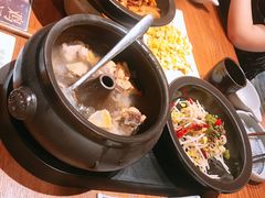 -云海肴·汽锅鸡·云南菜(天山百盛优客店)