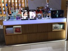 -新田360广场(上海华侨城店)