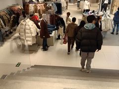 -URBAN REVIVO(七宝领展广场店)